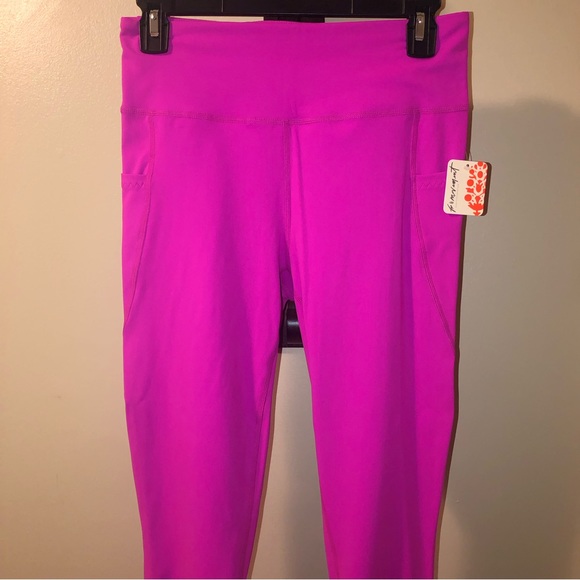 Free People NWT Solid Wave Rider Ankle Legging,Size-Medium,Color-Living Magenta - Picture 3 of 12